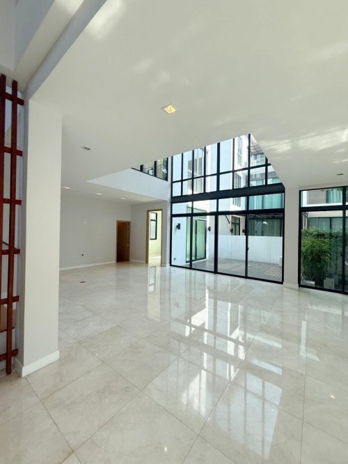 The AVA Residence | Sukhumvit 77 