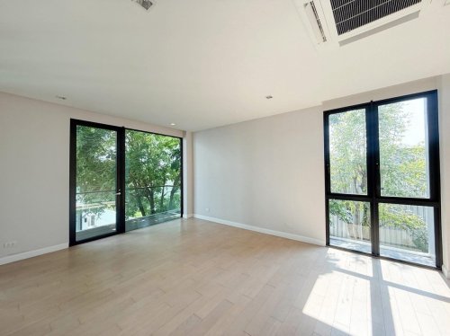 The AVA Residence | Sukhumvit 77 
