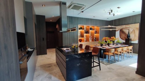 Ultra Luxury House 95E1 | Located Yothin Phatthana 3