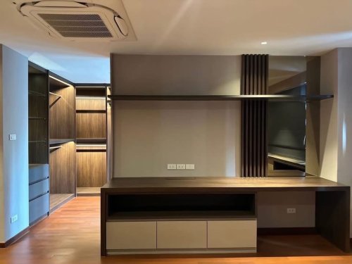 Exclusive Penthouse at Ploen Chit Terrace