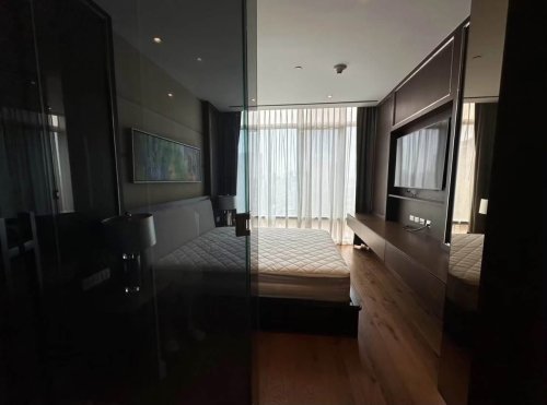 185 Rajadamri Penthouse 