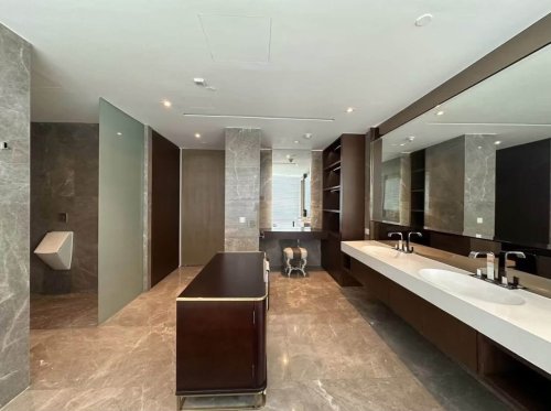 185 Rajadamri Penthouse 