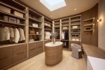 Box House Located Nak Niwat, Bangkok